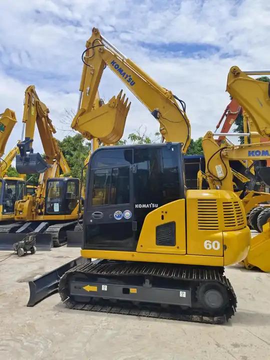 Excavator Used Komatsu PC56 PC60 PC70 PC120-6 PC130-7 PC200 PC220 Crawler Excavator Used Komatsu PC56 PC60 PC70 PC120-6 PC130-7 PC200 PC220 Crawler Excavator- Photo 2