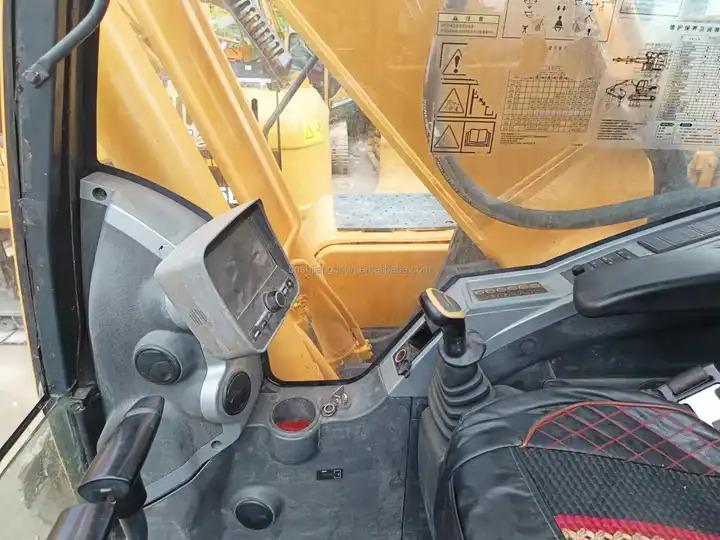 Crawler excavator Hot Selling Second Hand Hyundai 220 220lc 220lc-9 220lc-9s Excellent Condition Original Korea Made Used Hyundai Excavator Hot Selling Second Hand Hyundai 220 220lc 220lc-9 220lc-9s Excellent Condition Original Korea Made Used Hyundai Excavator- Photo 6