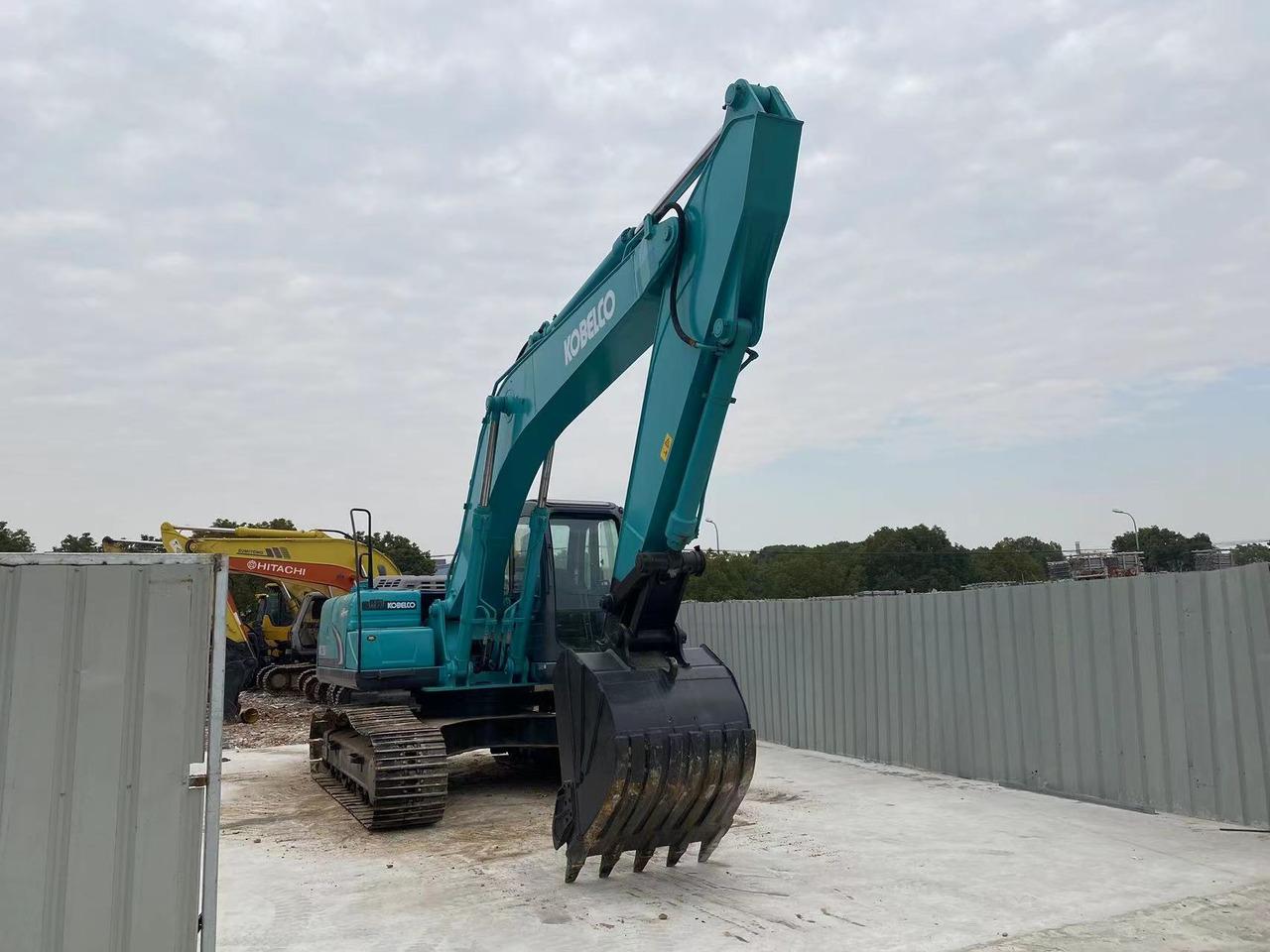 Excavator SK200 IN GOOD CONDITION ON SALE SK200 IN GOOD CONDITION ON SALE- Photo 4