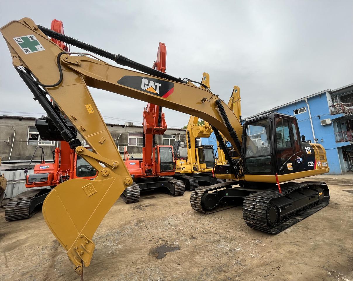 Excavator 320D IN GOOD CONDITION FOR SALE 320D IN GOOD CONDITION FOR SALE- Photo 5