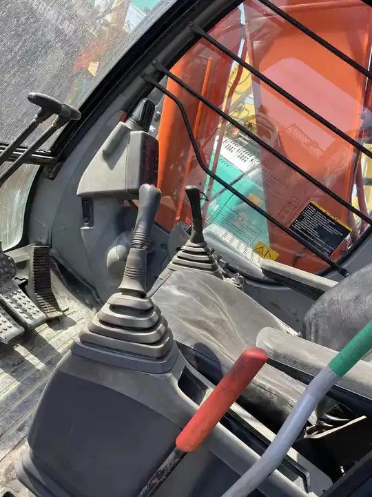 Excavator Excellent Working Condition Used Hitachi Zx200-3 Crawler Secondhand Excavator in High Efficiency Excellent Working Condition Used Hitachi Zx200-3 Crawler Secondhand Excavator in High Efficiency- Photo 3