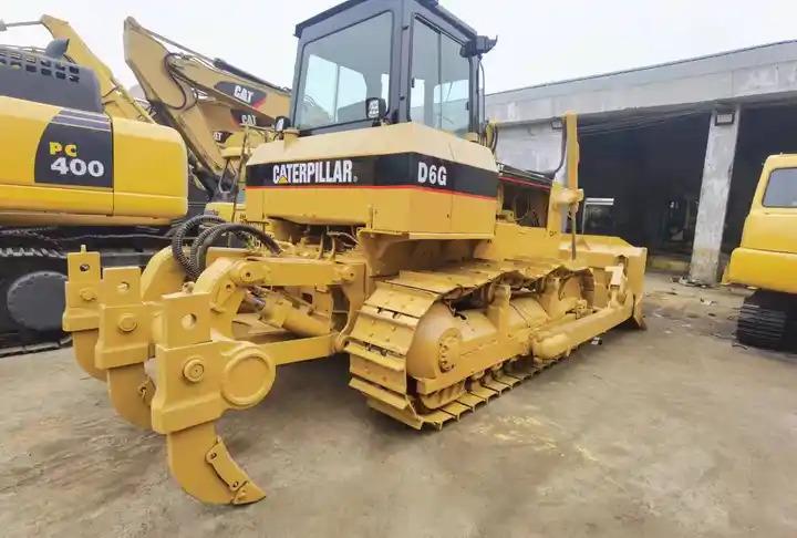 Bulldozer High Quality D6G Used Bulldozer cat D8r Cat Bulldozer Used D7G Bulldozer For Sale Made In Japan High Quality D6G Used Bulldozer cat D8r Cat Bulldozer Used D7G Bulldozer For Sale Made In Japan- Photo 3