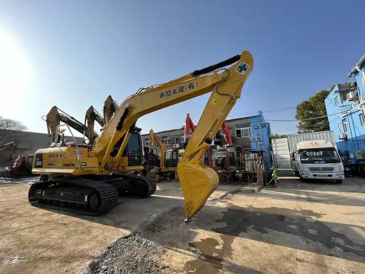 Crawler excavator KOMATSU PC200 japan made excavator used komatsu PC200/second hand Japan engine PC 200-8 PC 220-8 KOMATSU PC200 japan made excavator used komatsu PC200/second hand Japan engine PC 200-8 PC 220-8- Photo 3