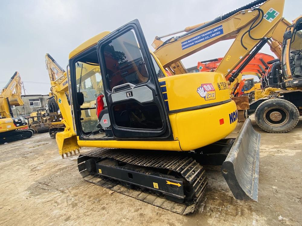 Mini excavator PC60-7 PC60-7- Photo 2