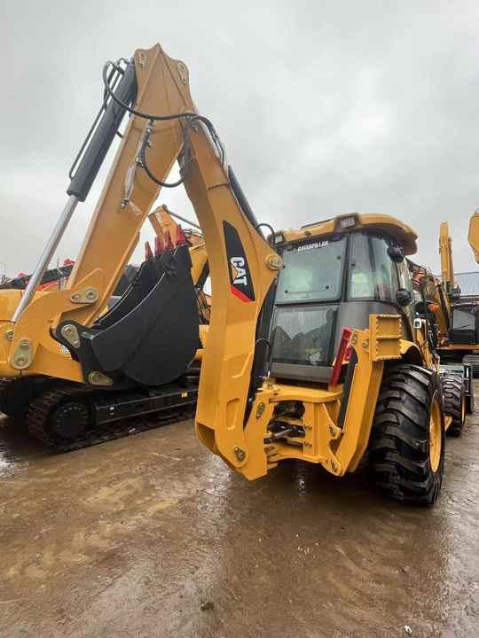 Backhoe loader Backhoe loader CAT 420F loader used cheap CAT 420F loader and digger in good running condition on sale Backhoe loader CAT 420F loader used cheap CAT 420F loader and digger in good running condition on sale- Photo 4