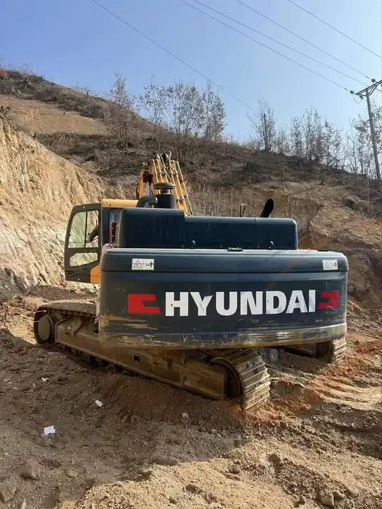 Crawler excavator High Quality Construction Machinery Second hand Hyundai 520vs Crawler Digital 520 Used Excavators For Hyundai High Quality Construction Machinery Second hand Hyundai 520vs Crawler Digital 520 Used Excavators For Hyundai- Photo 4