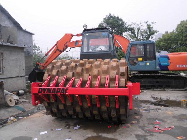 Road roller CA25PD IN GOOD RUNNING CONDITION ON SALE CA25PD IN GOOD RUNNING CONDITION ON SALE- Photo 3