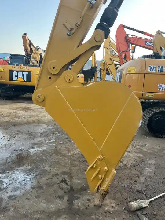 Crawler excavator Good condition japan original low hour used hydraulic crawler cat 320 excavator cat 320d cat320d2 excavator in stock for sale Good condition japan original low hour used hydraulic crawler cat 320 excavator cat 320d cat320d2 excavator in stock for sale- Photo 3