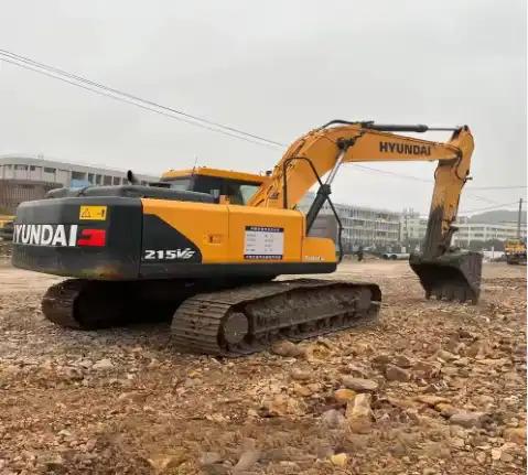 Excavator Hyundai Excavator 215 520 Large Hydraulic Crawler 52 Ton Used Hyundai 215 520 Digger R520lvs Hyundai Excavator 215 520 Large Hydraulic Crawler 52 Ton Used Hyundai 215 520 Digger R520lvs- Photo 2