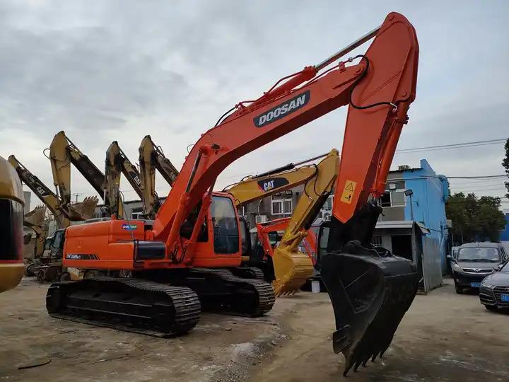 Crawler excavator 2023 Year Doosan Excavator Dx225 22t Dx225lc Crawler Excavator In Fresh Stock In Shanghai 2023 Year Doosan Excavator Dx225 22t Dx225lc Crawler Excavator In Fresh Stock In Shanghai- Photo 4