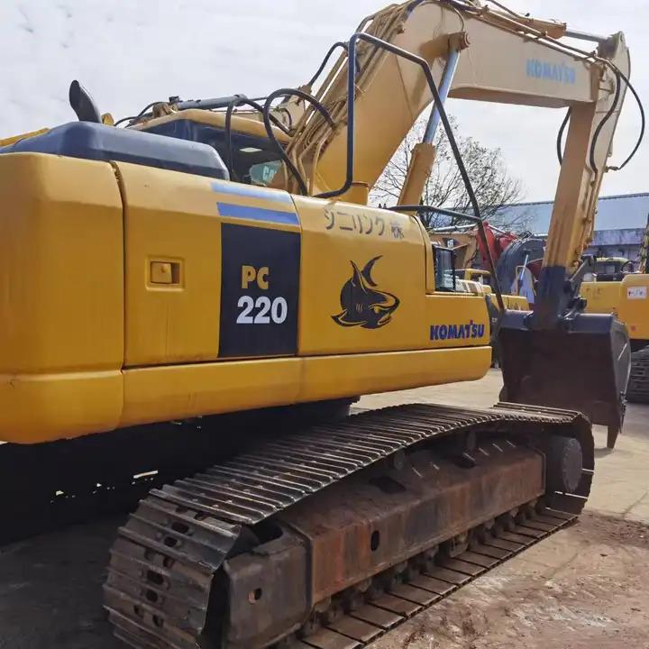 Гусеничный экскаватор High Performance Japanese Made Digging Machine Used Komatsu Pc220-7 Crawler Excavator With Powerful Engine In Shanghai High Performance Japanese Made Digging Machine Used Komatsu Pc220-7 Crawler Excavator With Powerful Engine In Shanghai- Photo 2