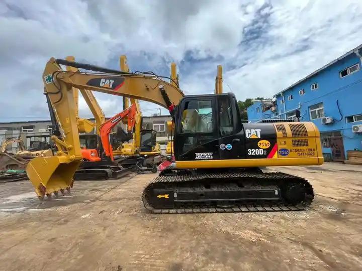 Excavator Used CAT second hand Caterpillar 320 320B 320C 320D Excavator Excavadoras de segunda mano Used CAT second hand Caterpillar 320 320B 320C 320D Excavator Excavadoras de segunda mano- Photo 3