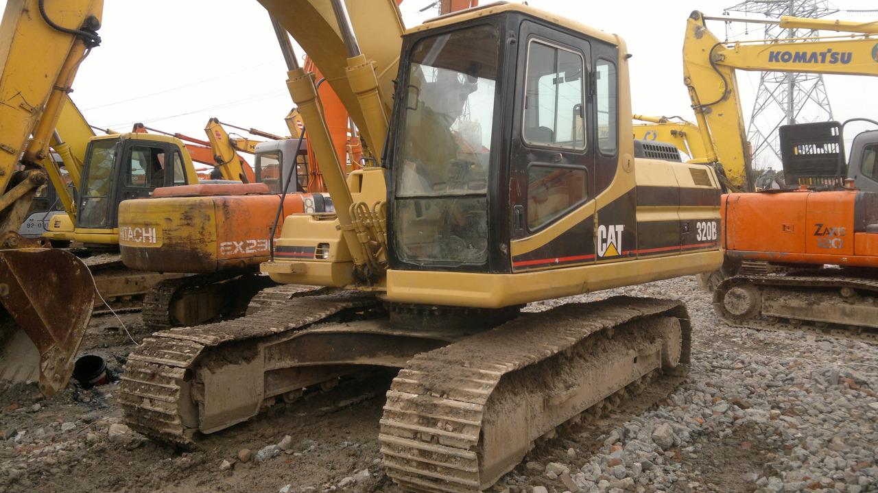 Crawler excavator Used CAT 320B excavator Used CAT 320B excavator- Photo 4