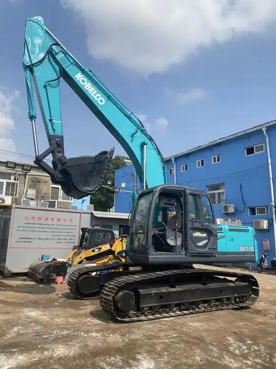 Crawler excavator Used tracked Excavator Kobelco SK210-8 for Sale Original Kobelco Used Heavy Excavator Used tracked Excavator Kobelco SK210-8 for Sale Original Kobelco Used Heavy Excavator- Photo 6