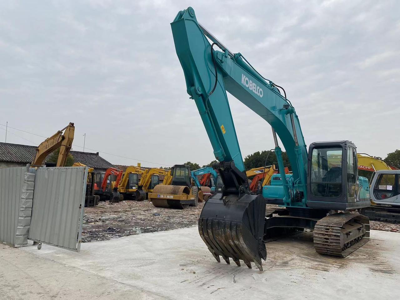 Excavator SK200 IN GOOD CONDITION ON SALE SK200 IN GOOD CONDITION ON SALE- Photo 6