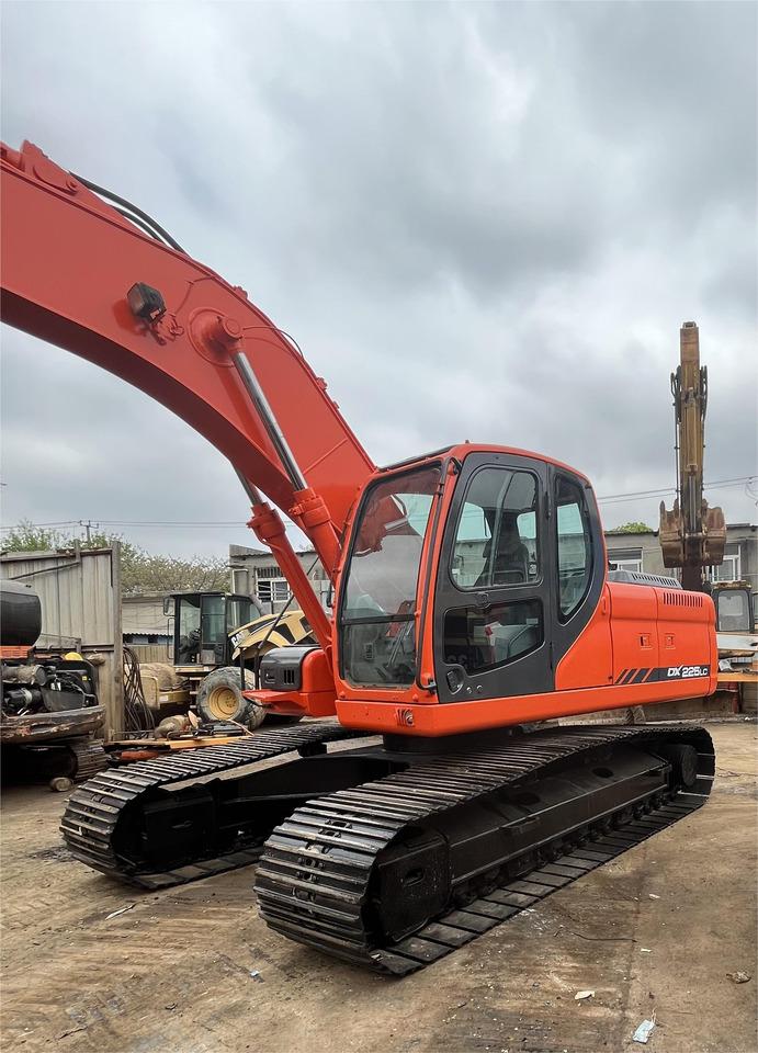 Excavator DX225 IN GOOD CONDITION DX225 IN GOOD CONDITION- Photo 2