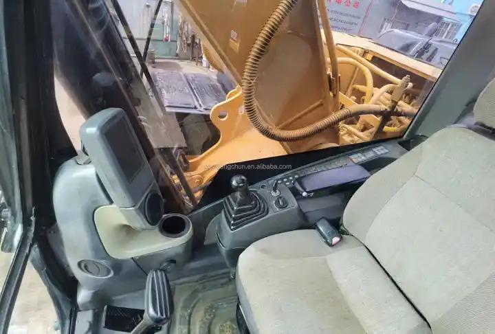 Crawler excavator Used 320d Excavator 320d2 Excavator Cat 320dl Excavator Cat 330d Excavator used/secondhand/old original Cat Used 320d Excavator 320d2 Excavator Cat 320dl Excavator Cat 330d Excavator used/secondhand/old original Cat- Photo 4