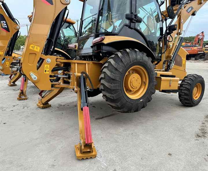 Backhoe loader High Quality 4x4 Caterpillar Good Sale Cat 420f Backhoe Loader With H-shaped Stand High Quality 4x4 Caterpillar Good Sale Cat 420f Backhoe Loader With H-shaped Stand- Photo 7