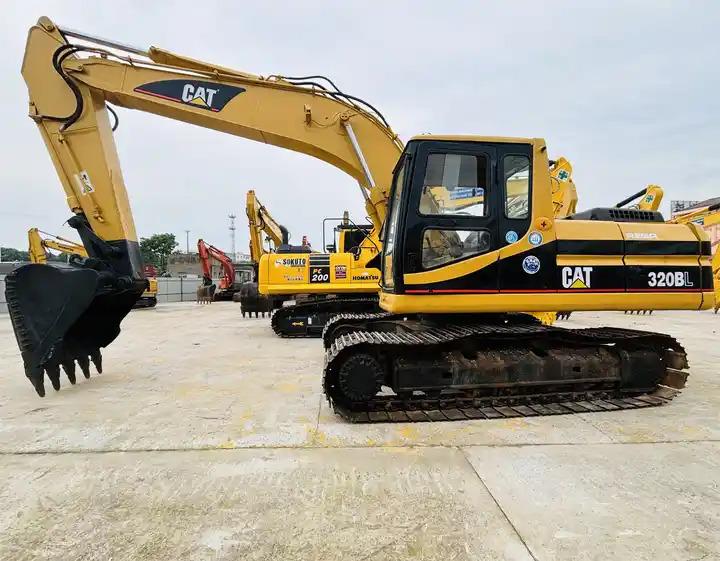 Crawler excavator Caterpillar Used Excavator 320b,320bl,320 For Popular Sale To Africa In Shanghai Caterpillar Used Excavator 320b,320bl,320 For Popular Sale To Africa In Shanghai- Photo 2