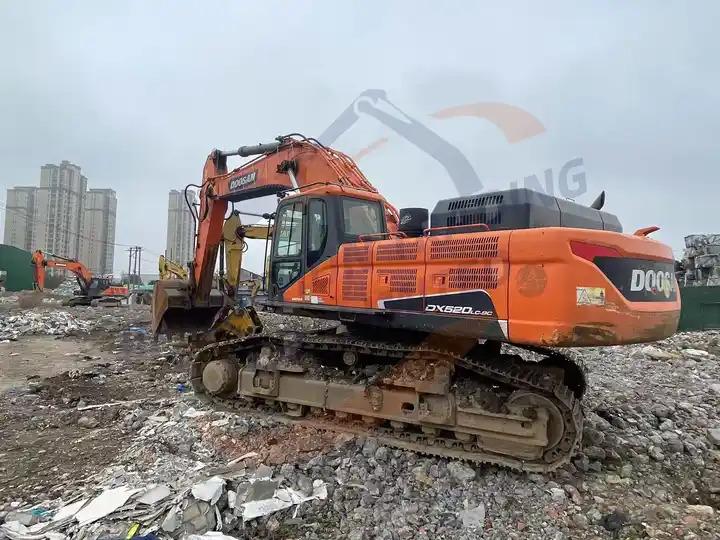 Crawler excavator new arrival Used Doosan excavator DX520LC-9C in good condition for sale in good condition new arrival Used Doosan excavator DX520LC-9C in good condition for sale in good condition- Photo 2