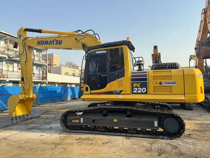 Crawler excavator 90% New Used Komatus excavator Low running hours Pc220-8mo PC200-8 high quality for sale 90% New Used Komatus excavator Low running hours Pc220-8mo PC200-8 high quality for sale- Photo 6