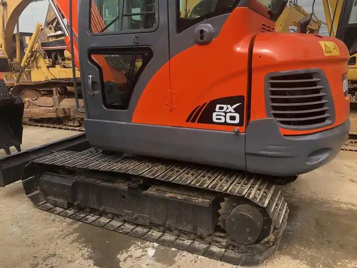 Crawler excavator Used Doosan dx60 dh60 dx55 dh55 mini excavator 6 ton Used Doosan dx60 dh60 dx55 dh55 mini excavator 6 ton- Photo 3