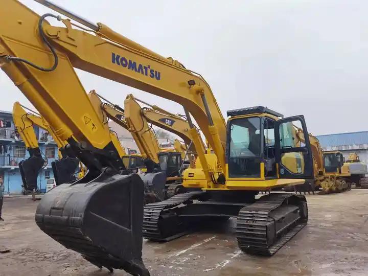 Crawler excavator Original Color Japan Imported Efficient Energy Used Komatsu Pc300-7 Hydraulic Crawler Excavator In Shanghai Original Color Japan Imported Efficient Energy Used Komatsu Pc300-7 Hydraulic Crawler Excavator In Shanghai- Photo 3