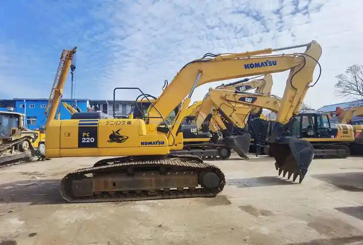 Crawler excavator Good Condition Komatsu Used PC220-7 Hydraulic Crawler Excavator Suitable For Construction/ Agriculture Digging Good Condition Komatsu Used PC220-7 Hydraulic Crawler Excavator Suitable For Construction/ Agriculture Digging- Photo 2