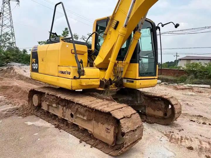 Crawler excavator Hot sale used komatsu medium excavator PC130-7 /KOMATSU 130-7/ used japanese komatsu excavator 13 ton Hot sale used komatsu medium excavator PC130-7 /KOMATSU 130-7/ used japanese komatsu excavator 13 ton- Photo 6