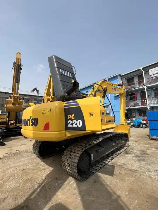 Crawler excavator Used komatsu pc 220-8 pc 200-8 crawler excavator/Japan Used Komatsu crawler excavator second hand excavator on sale Used komatsu pc 220-8 pc 200-8 crawler excavator/Japan Used Komatsu crawler excavator second hand excavator on sale- Photo 6