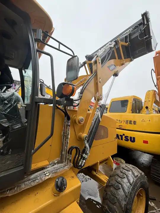 Backhoe loader Used caterpillar backhoe loader CAT 420F2 in good condition for sale Used caterpillar backhoe loader CAT 420F2 in good condition for sale- Photo 5