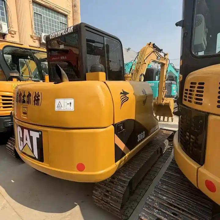 Crawler excavator Cat mini excavator 306D 6ton free shipping with mini excavator bucket Cat mini excavator 306D 6ton free shipping with mini excavator bucket- Photo 6