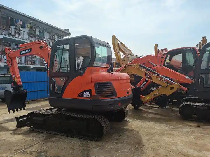 Excavator Dx60 Used Crawler Excavator Used Excavator For Sale High Quality ExcavatorDOOSAN DH 55DH55 H-frame Dx60 Used Crawler Excavator Used Excavator For Sale High Quality ExcavatorDOOSAN DH 55DH55 H-frame- Photo 4