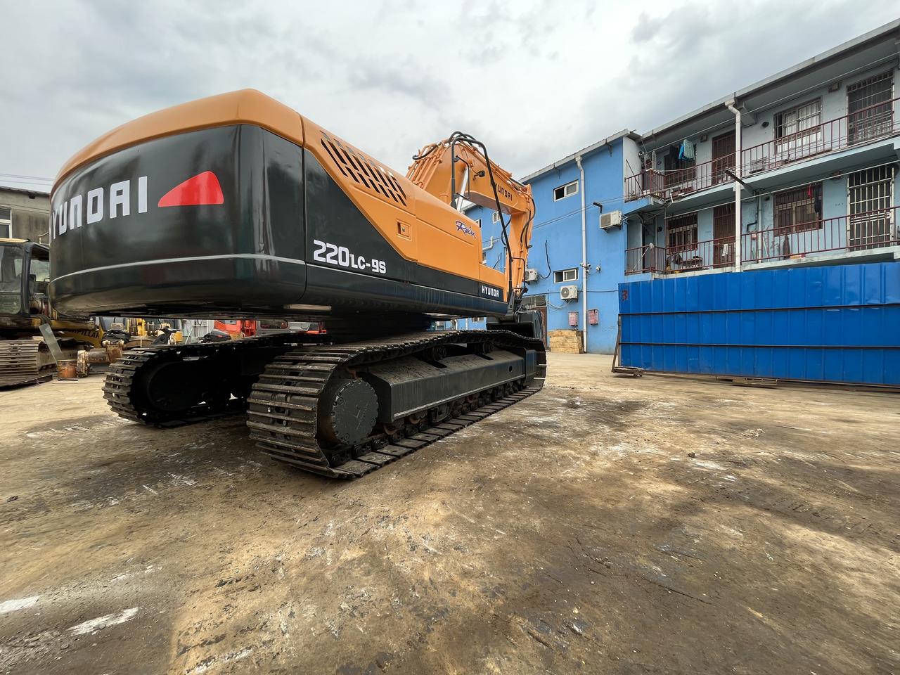 Crawler excavator 220LC-9S 220LC-9S- Photo 2