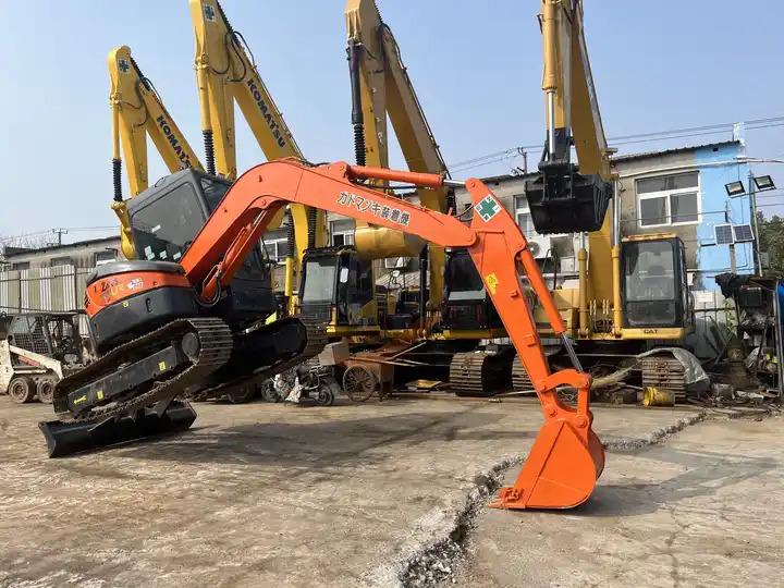 Crawler excavator All original mini excavator hitachi used ZX55 ZX60 ZX70 small second hand excavator made in Japan All original mini excavator hitachi used ZX55 ZX60 ZX70 small second hand excavator made in Japan- Photo 4