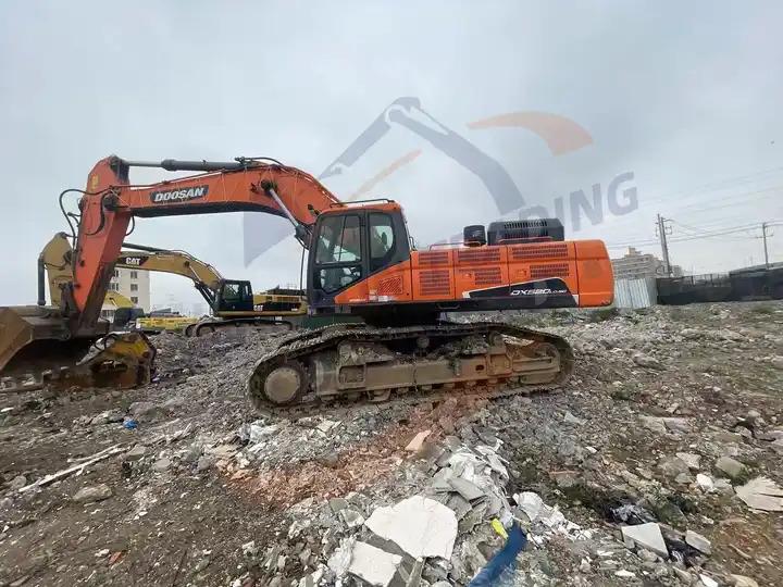 Crawler excavator low price Used Doosan excavator DX520LC-9C in good condition for sale low price Used Doosan excavator DX520LC-9C in good condition for sale- Photo 5