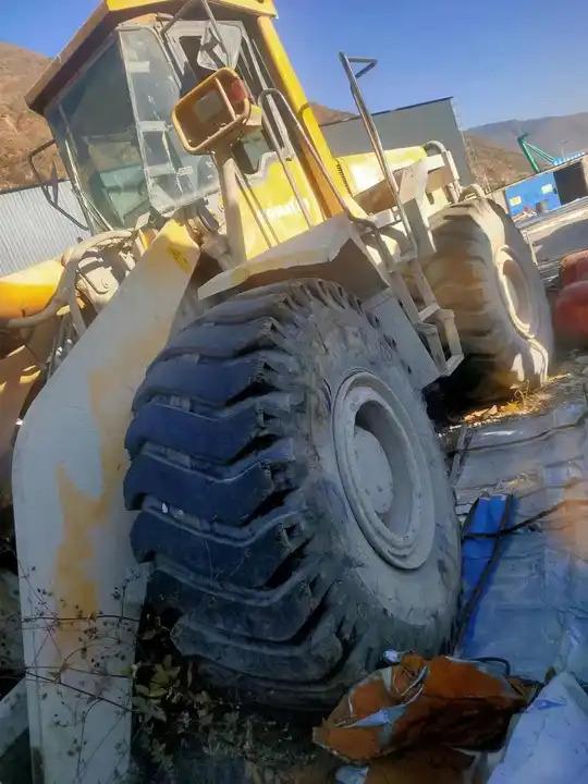 Wheel loader Popular Low Price Second Hand Soil Load 7ton Komatsu Wa470-3 Wheel Front Loader Used Wa470-3 with good working condition Popular Low Price Second Hand Soil Load 7ton Komatsu Wa470-3 Wheel Front Loader Used Wa470-3 with good working condition- Photo 3