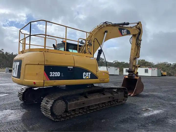 Excavator Used Cat Caterpillar 320D Excavating Machine Cat 320D 330D 315D 336D For Sale With Best Price Used Cat Caterpillar 320D Excavating Machine Cat 320D 330D 315D 336D For Sale With Best Price- Photo 2