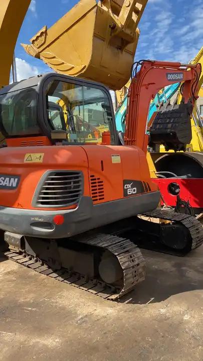 Crawler excavator Used Doosan dx60 dh60 dx55 dh55 mini excavator 6 ton Used Doosan dx60 dh60 dx55 dh55 mini excavator 6 ton- Photo 6