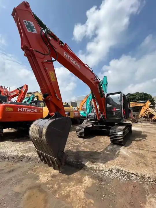 Excavator Used excavator Hitachi ZX120 Japanese second hand Excavadoras de segunda mano Used excavator Hitachi ZX120 Japanese second hand Excavadoras de segunda mano- Photo 5