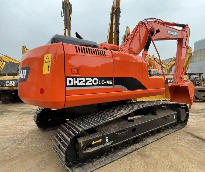 Crawler excavator used original Korea Doosan 20 ton excavator with cheap price and good condition DOOSAN Dx220LC-9e used original Korea Doosan 20 ton excavator with cheap price and good condition DOOSAN Dx220LC-9e- Photo 2