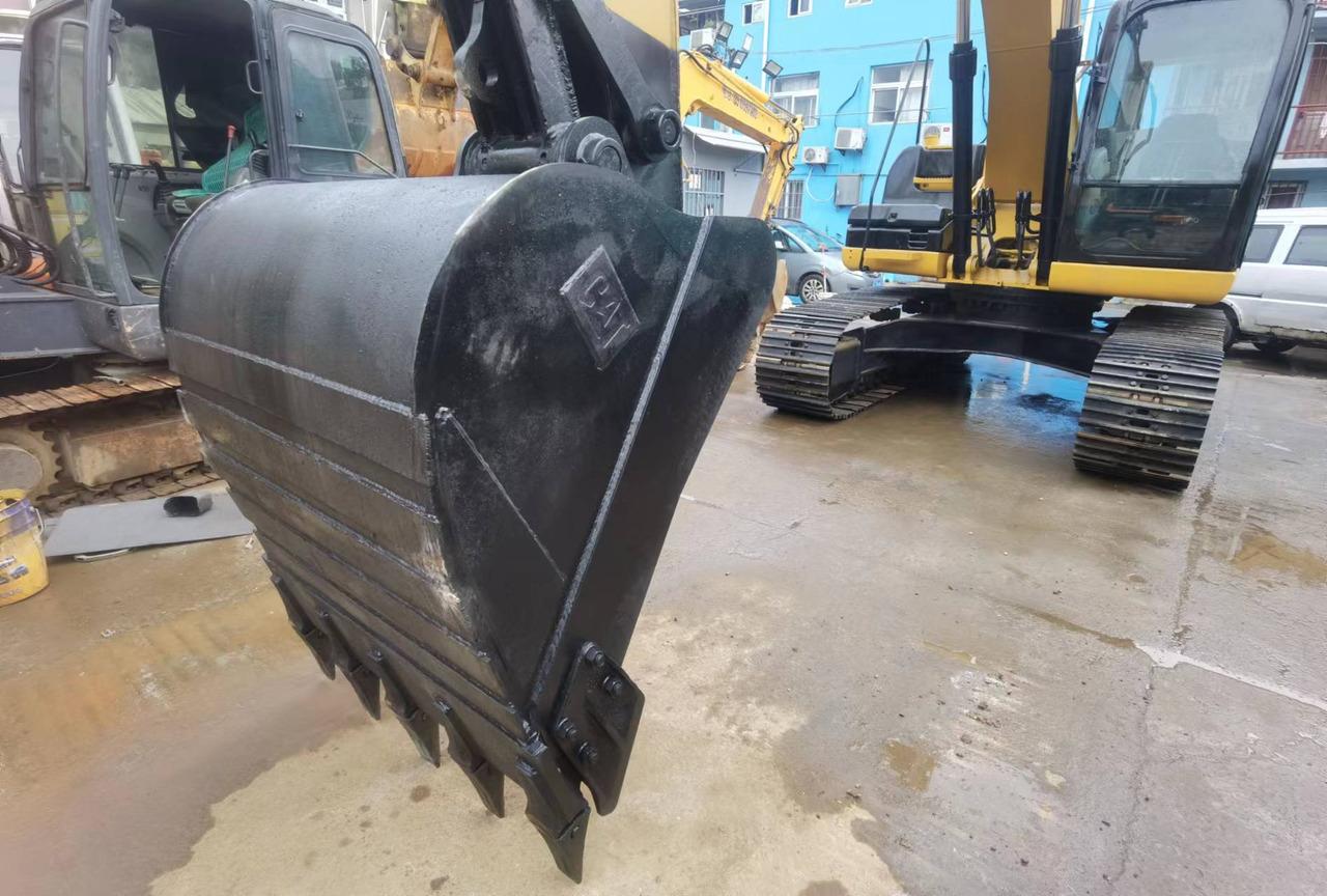 Crawler excavator 320D USED EXCAVATOR 320D USED EXCAVATOR- Photo 8