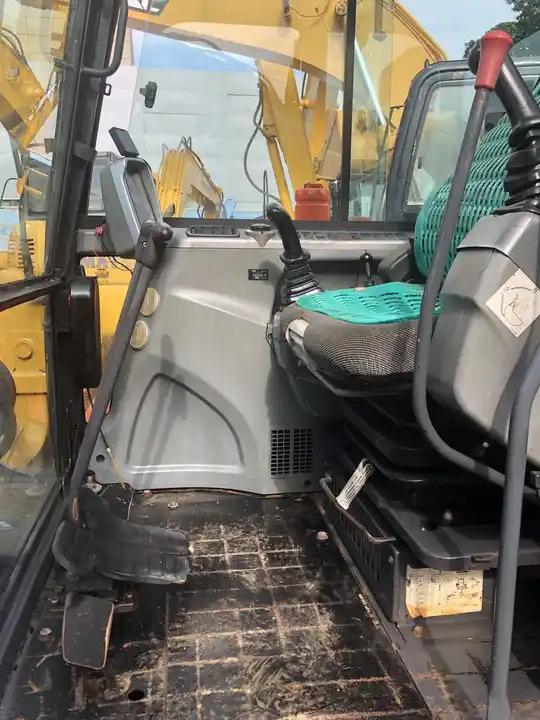 Crawler excavator Used 6t Mini Excavator Original Korea Doosan Used Excavators Doosan Dx60 With Nice Work Condition On Sale In Shanghai Used 6t Mini Excavator Original Korea Doosan Used Excavators Doosan Dx60 With Nice Work Condition On Sale In Shanghai- Photo 6