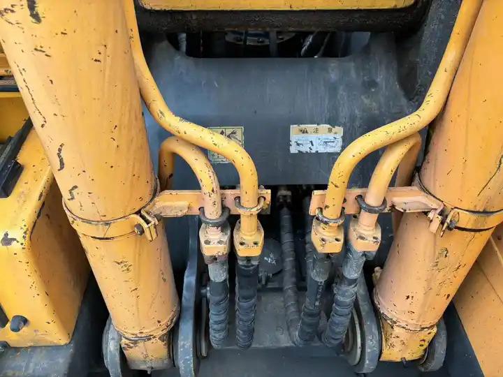 Crawler excavator Excellent Used Hyundai Wheeled Machine 210w-9 Second Hand 21ton Hydraulic Excavators with good condition In Stock on Sale Excellent Used Hyundai Wheeled Machine 210w-9 Second Hand 21ton Hydraulic Excavators with good condition In Stock on Sale- Photo 5