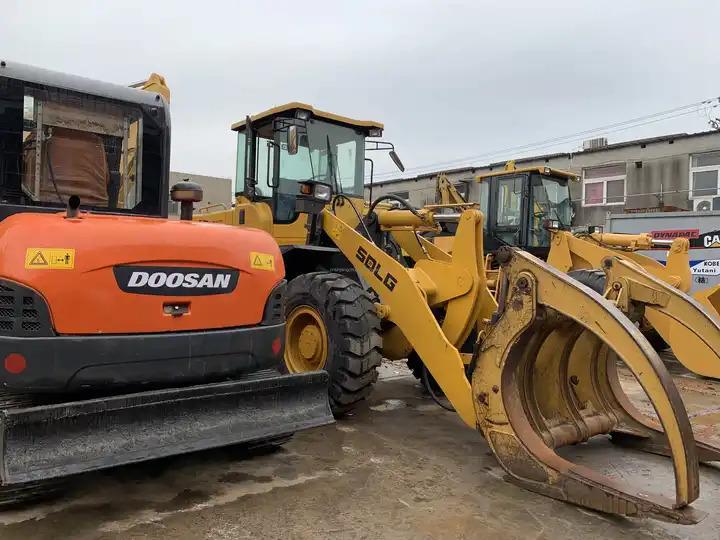 Crawler excavator Used Doosan dh60-7 Excavator 100% Korea Used Mini Hydraulic Excavator Low Working Hours Low Price for sale Used Doosan dh60-7 Excavator 100% Korea Used Mini Hydraulic Excavator Low Working Hours Low Price for sale- Photo 4