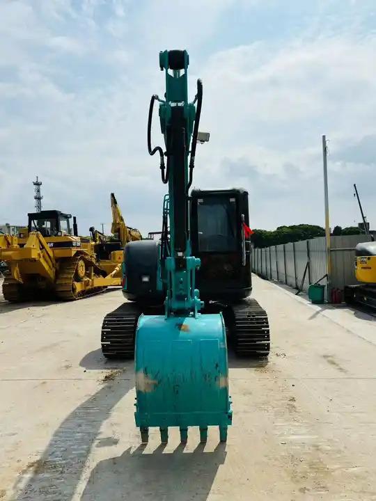 Crawler excavator Original Color 7 Ton Hydraulic Excavator Kobelco Sk75-8 Mini Tracked Excavator With Quality Warranty In Shanghai Original Color 7 Ton Hydraulic Excavator Kobelco Sk75-8 Mini Tracked Excavator With Quality Warranty In Shanghai- Photo 2