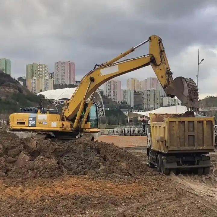 Crawler excavator New Arrival Used Kkomatsu PC350-8 PC300-7 PC270-8 PC400-7 Hydraulic Crawler Excavator Large Sized Machines for Sale New Arrival Used Kkomatsu PC350-8 PC300-7 PC270-8 PC400-7 Hydraulic Crawler Excavator Large Sized Machines for Sale- Photo 4