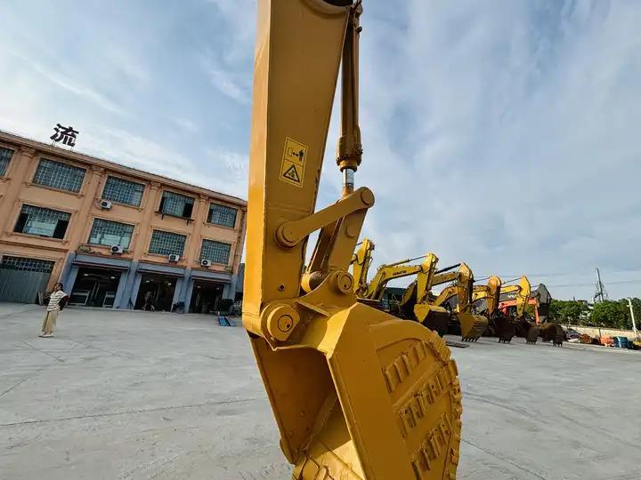 Crawler excavator 25ton Used Crawler Excavator Cat 325b,Second Hand Tracked Excavator Caterpillar 325bl With Best Price In Shanghai 25ton Used Crawler Excavator Cat 325b,Second Hand Tracked Excavator Caterpillar 325bl With Best Price In Shanghai- Photo 5