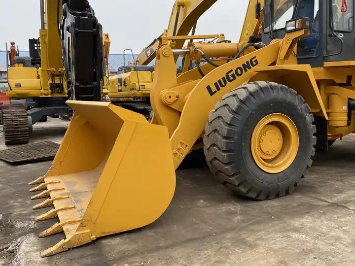 Wheel loader Second hand LiuGong wheel loader LG856 ,good condition chinese loader 856 wheel loader ,Liu gong Wheel Loader 856 Earth-moving Second hand LiuGong wheel loader LG856 ,good condition chinese loader 856 wheel loader ,Liu gong Wheel Loader 856 Earth-moving- Photo 5