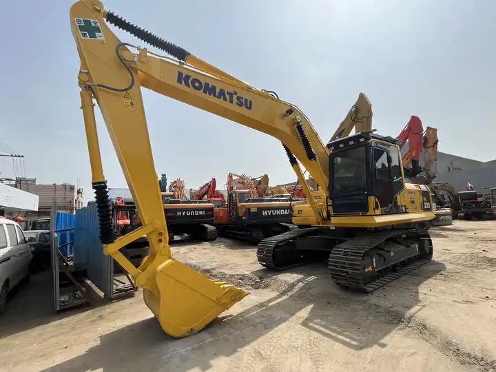 Crawler excavator used crawler excavator Japan used Komatsu PC220 20ton digger komatsu pc 200-8 in stock for sale used crawler excavator Japan used Komatsu PC220 20ton digger komatsu pc 200-8 in stock for sale- Photo 7